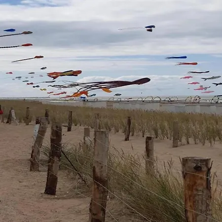 Διαμέρισμα On Belgian Coast With Sea Views *