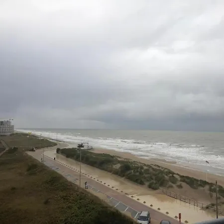 On Belgian Coast With Sea Views *
